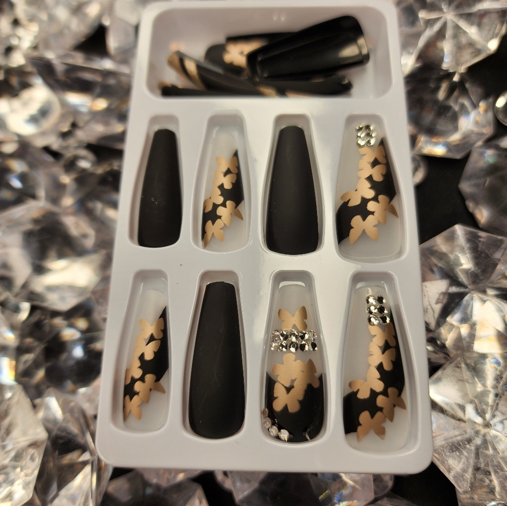 Press On Nails